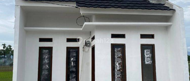 Rumah Baru Nyaman Dan Asri Lokasi Strategis Bebas Banjir Dp 50%  1