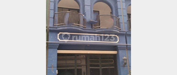 Cheap Rental 3-Story Shop House in Euroasia Pik2 1