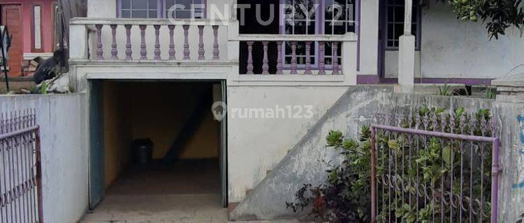 Rumah 2 Lantai Nyaman Di Daerah Bandung, Siap Huni  1