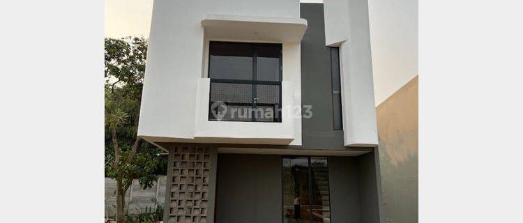 Rumah Siap huni Giantara Serpong City 2 Lantai Baru SHM 1