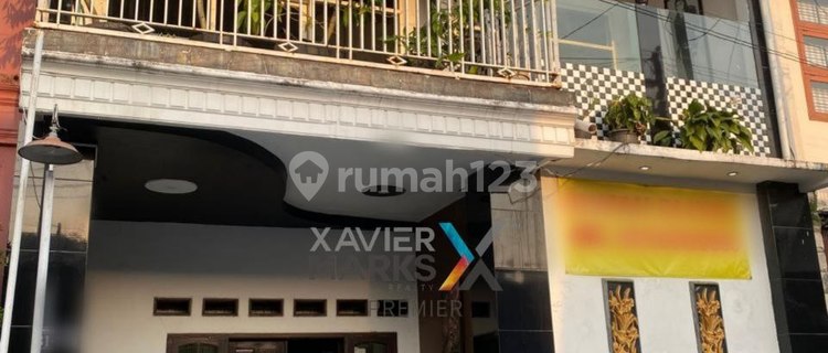 Dijual Rumah 3 Lantai + Roof Top  Full Furnished  Di  Sawojajar Malang 1