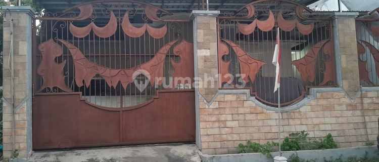 Dijual Rumah Untuk Kost Atau Hunian Keluarga Di Jalan Bunga Bunga Lowokwaru Kota Malang 1