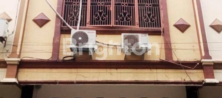 Jual / sewa Ruko jalan yosudarso 300 no b5 lokasi strategis 1
