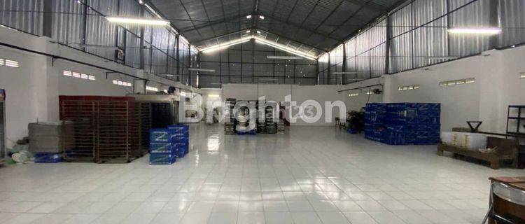 Gudang Luas dijual/sewa di Tabanan 1