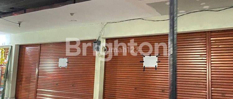 ruko lokasi sangat strategis Disewakan daerah Kuta dan pinggir jalan raya  1