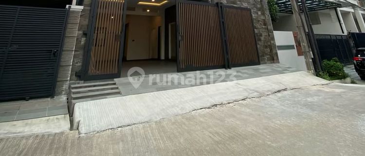 D Pluit 3-Story House For Sale, Move-In Ready, Good Condition 1