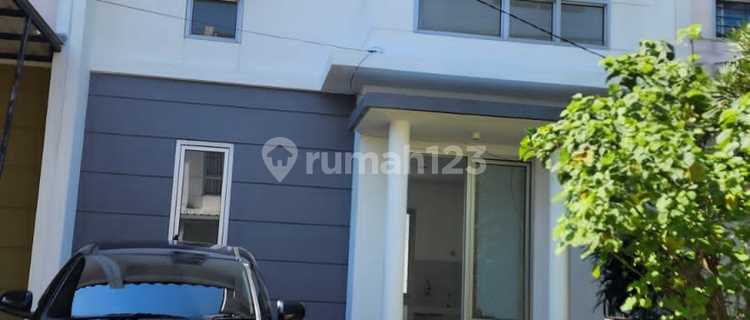 Disewakan Rumah Siap Huni di Sektor 7C Gading Serpong Tangerang 1