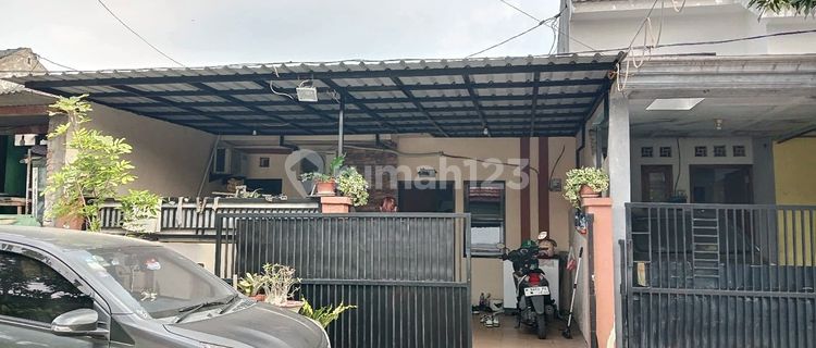 Disewakan Rumah Bagus Sudah Renovasi Puncak Anomsari Gresik 1
