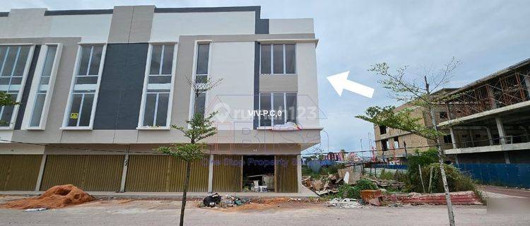 Ruko Hook Strategis di Mitra Raya Ii Batam, Kawasan Bisnis Aktif 1