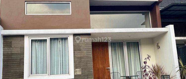 Disewakan Rumah Luas Fasilitas Lengkap di Cibinong, Bogor 1
