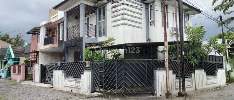 Dijual Rumah 2 Lantai Lokasi Stratgeis Di Sidoarum Godean Sleman 1