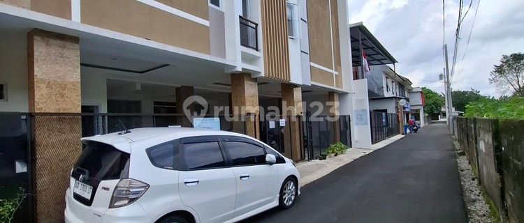 Exclusive Boarding House 27 Rooms Located in the Campus Area of Seturan Depok Sleman 1