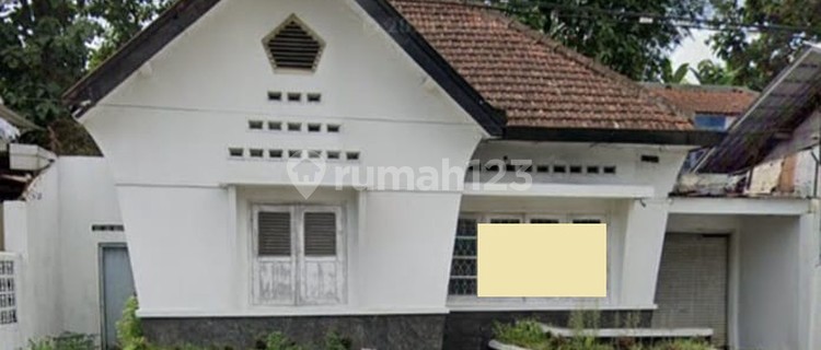 Rumah Tinggal Cocok untuk Cafe Lokasi di Jalan Pahlawan Kota Magelang 1