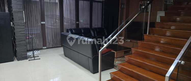 House for Rent in Banjar Wijaya 1