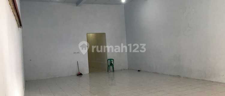 For sale shop house in the center of Ciamis city, strategic location. 1