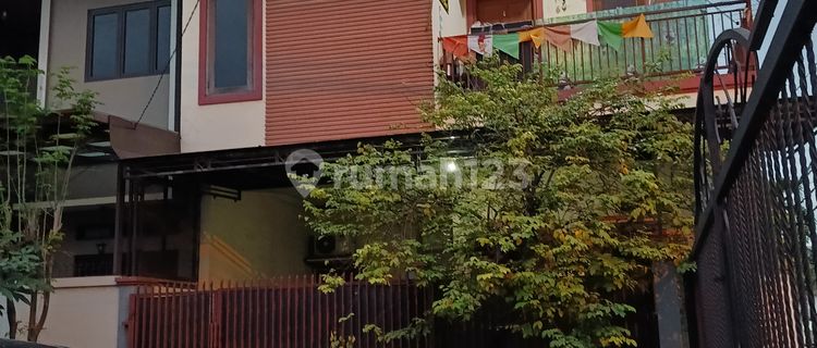 For Sale 6 Units Boarding Houses in Harapan Indah Area, Bekasi. 1