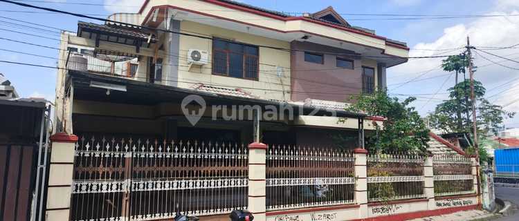 Classic Style City Center House Rental Tasik 1