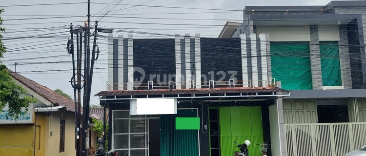 For Sale: Strategic Location Shop House Near Purworejo Square 1
