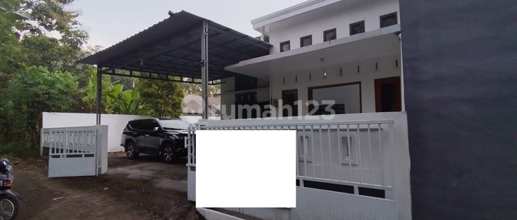 Semi-Furnished House in a Housing Complex Near UMY Campus - Kasihan, Bantul 1