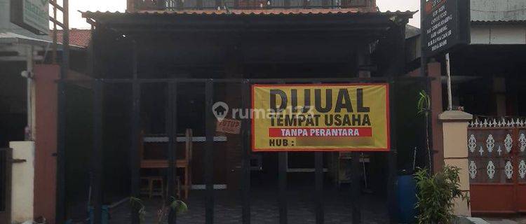 Jual Rumah + Tempat Usaha Strategis 1