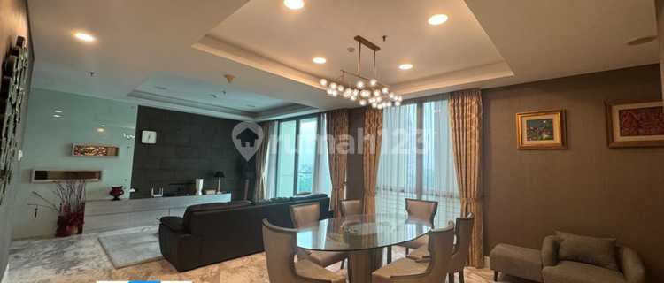 For Rent Apartment Senayan City Residence 2 Large Bedroom Size 207sqm Private Lift, Furnished High Floor, Golf View 1