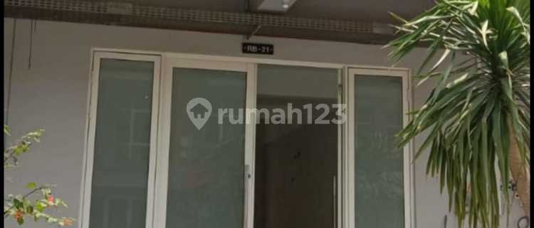 For Rent: North Victoria Shop House, Mainstreet Victoria, Grand Pakuwon 1