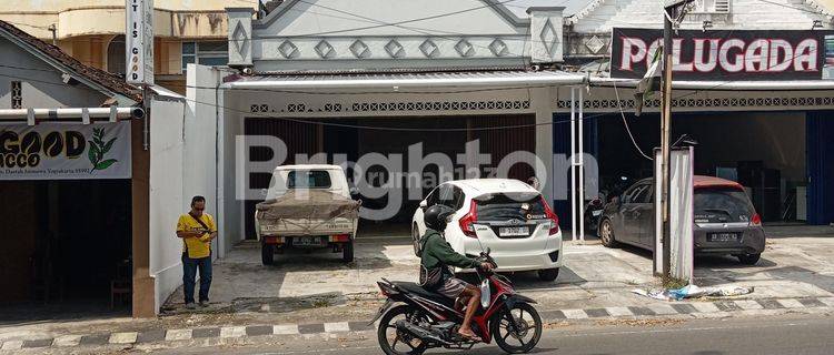 RUKO BESAR PINGGIR JLN RAYA LOKASI STRATEGIS DEKET RING ROAD BARAT 1