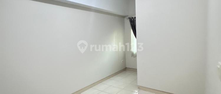 For Sale: Summarecon Bekasi Apartment, 1st Floor with Parking Access 1