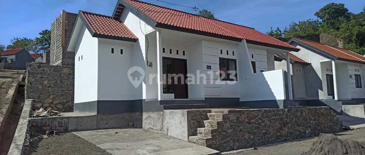 RUMAH SUBSIDI MINIMALIS DEKAT DENGAN PANTAI LOVINA 1