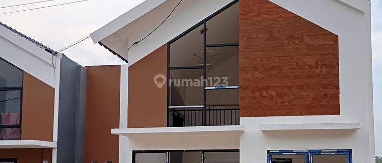 Rumah Baru Di Depok , Harga 180 Jt Bisa 3x Bayar , Surat Shm 1