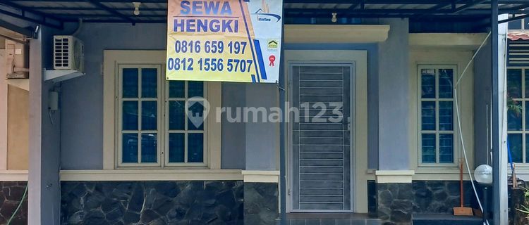 Rumah Siap Pakai di Taman Anyelir 1