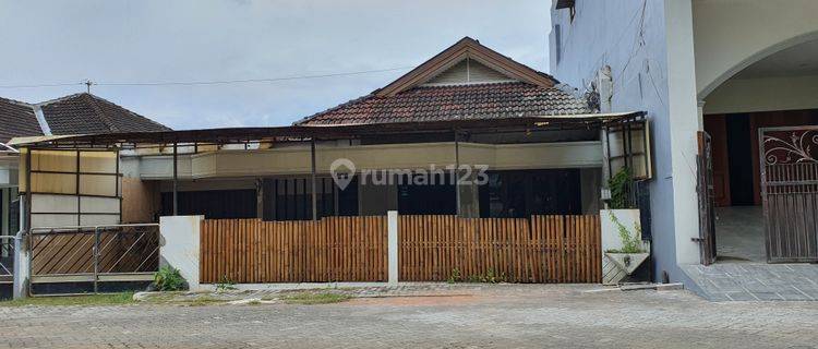 Sewa Rumah di Puri Anjasmoro, hdp Selatan 1