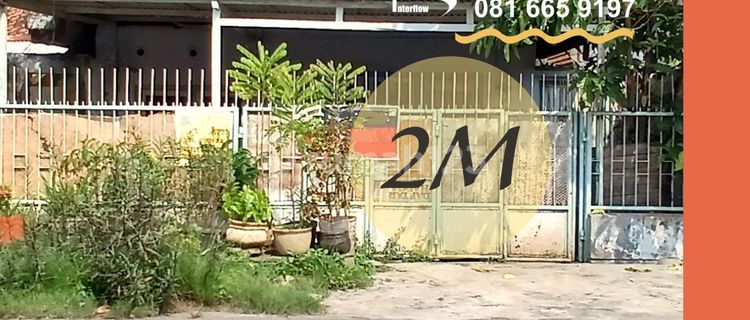 Old House in the Center of Rejomulyo City, Flood-Free 1