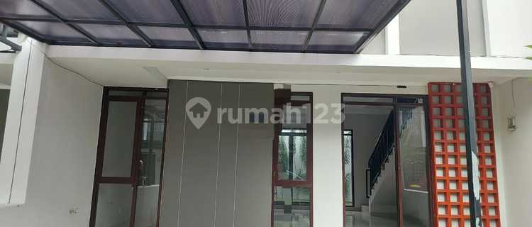 Nice House Ready to Occupy 2 Floors in Nusantara Regency Ciganitri 1