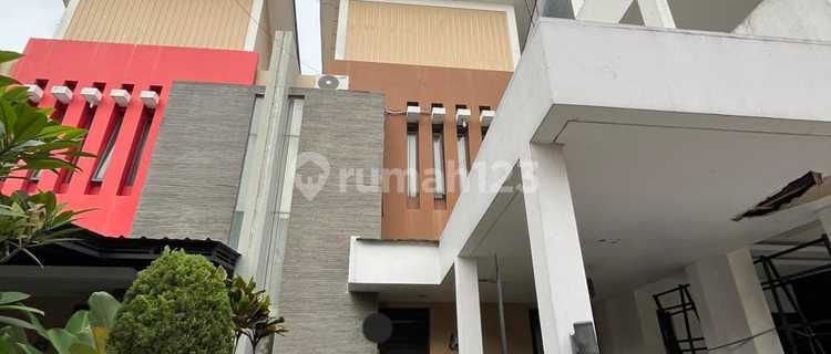 Semi-Furnished Modern Minimalist House at Grand Sharon 1