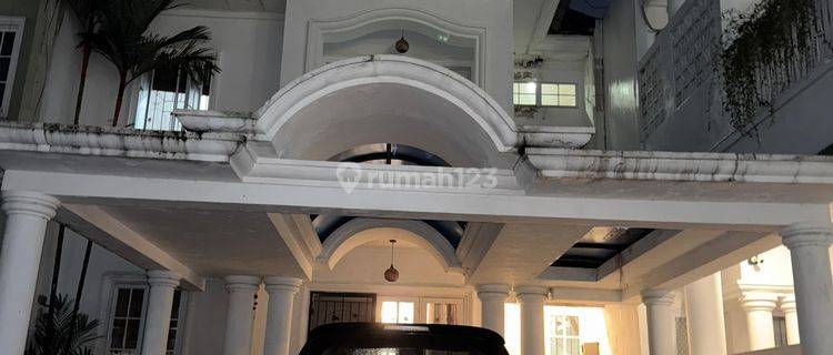 Di Sewakan Rumah Kota Wisata Bagus Furnished 1