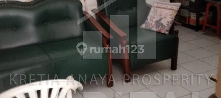For Sale: Shop House (with rooms available for rent), located on Main Road, Cibadak Street - Bandung. 1