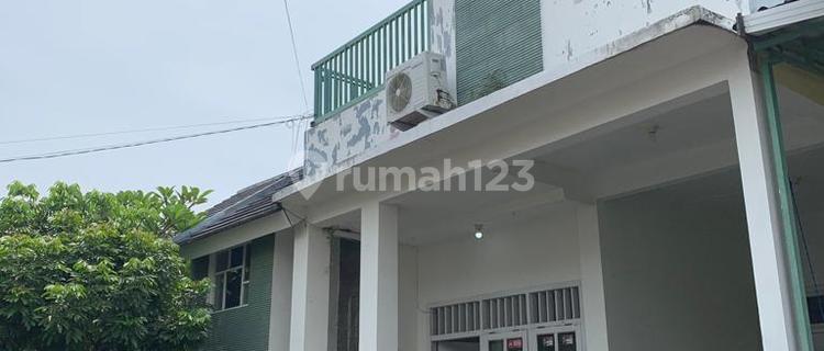 Rumah di Jalan Singa Timur 1