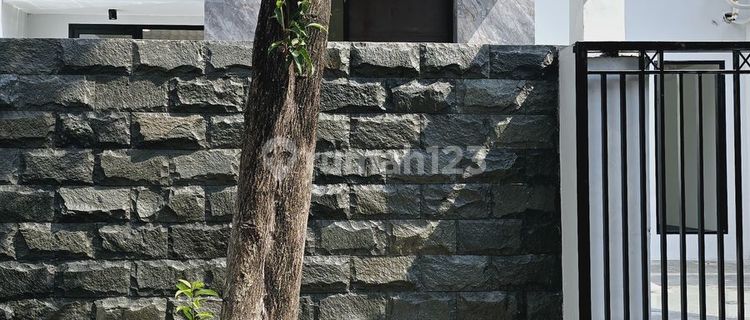 For Sale Fully Renovated Taman Puspa Raya House 1