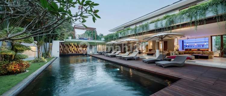 Modern 5 Bedroom Villa for Rent in Tanah Lot (234V) 1