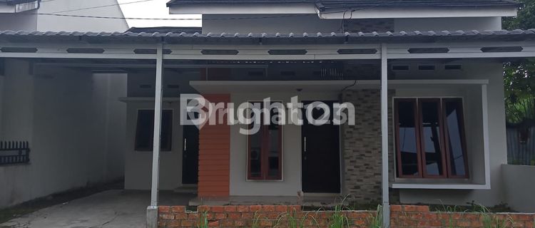 RUMAH KOMPLEK DEKAT TERMINAL  AKAP 1