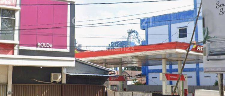 Disewakan Ruko 3lt + Jl Hasanuddin , Samping Spbu  1