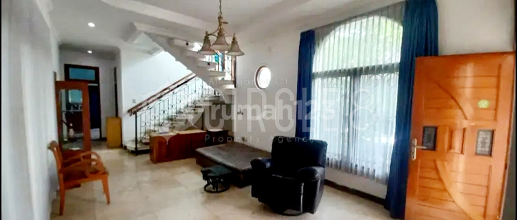 Fully Furnished 2-Story House in a Strategic Location at Antapni 1