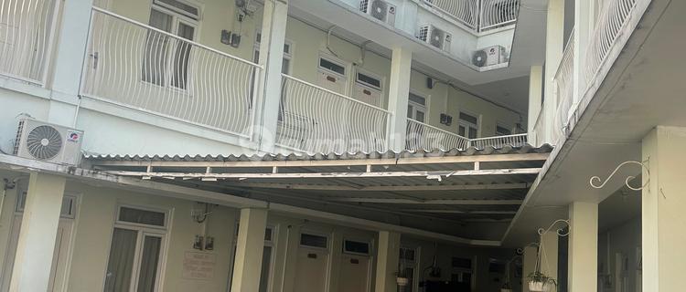 Strategic Location Boarding House 1