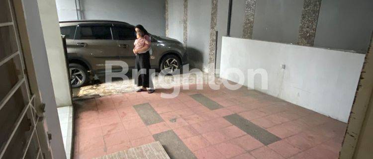 RUMAH SIAP HUNI JATIWARINGIN PONDOK GEDE BEKASI JAWA BARAT 1