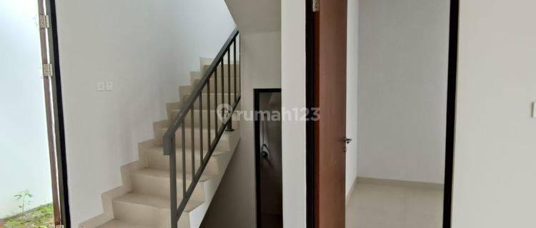 Sewa Rumah Nyaman di Grand Sharon – Luas, Terang & Strategis 1