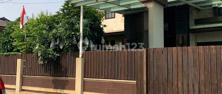 Rumah Mewah Siap Huni Dekat ke Pondok Indah di Bintaro Jakarta Selatan 1