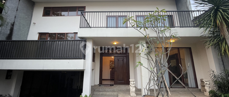 For Rent Split Level Concept House in Kemang 1