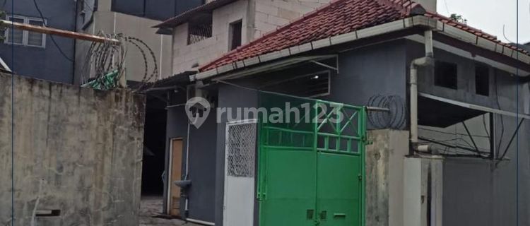 For Sale: 15-Room Boarding House in Karet Kuningan, Setiabudi, South Jakarta 1
