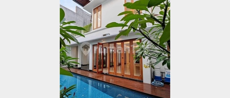 Dijual Rumah Mewah Terawat di Pondok Indah Jakarta Selatan 1